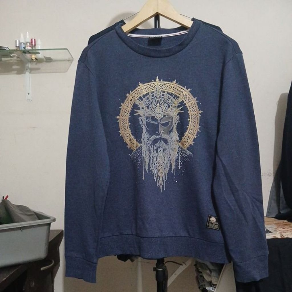Kaos katun Crewneck Sweater tebal warna navy rip tangan mulus TEAMS second Original size L ld 110cm 