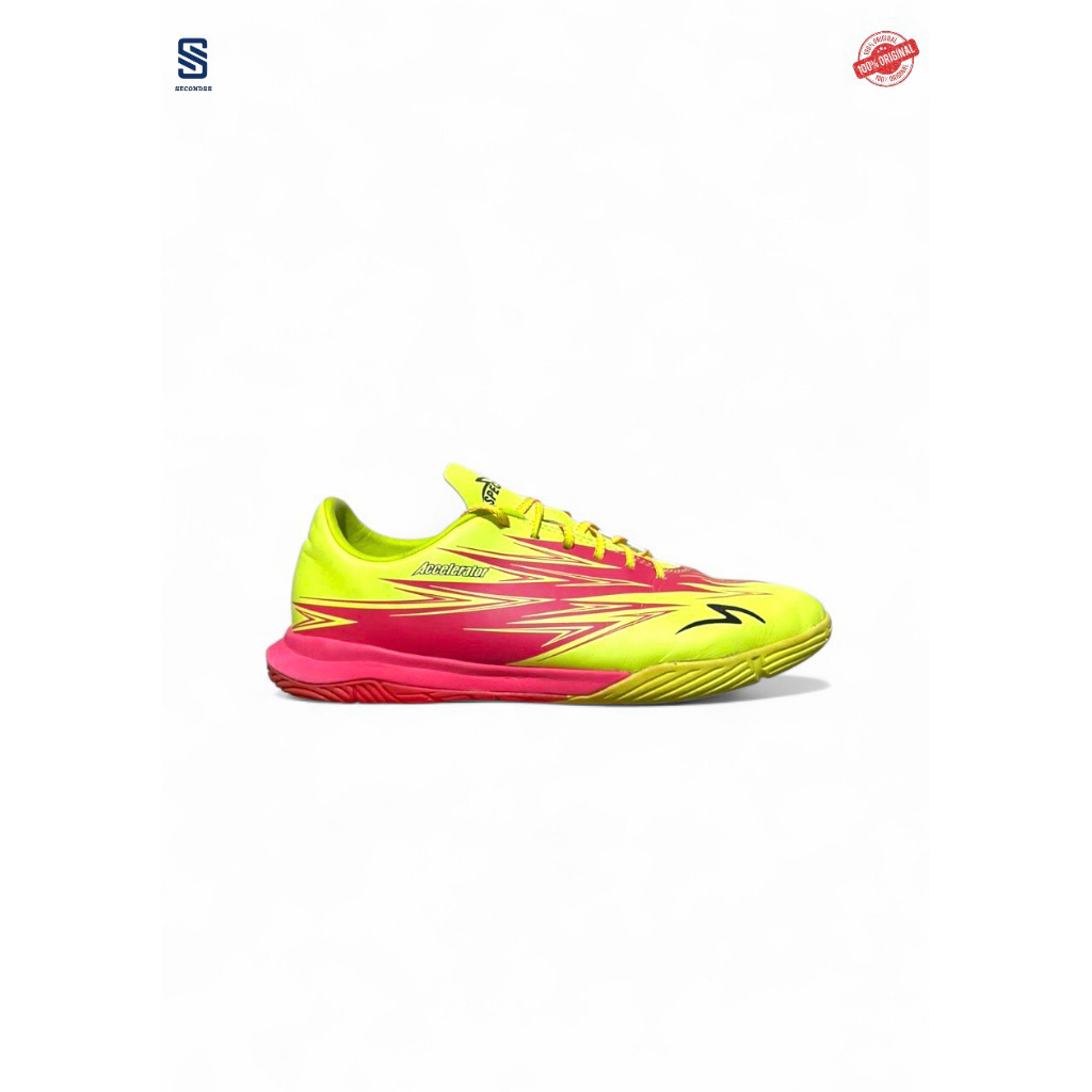specs lightspeed 3 in sepatu futsal