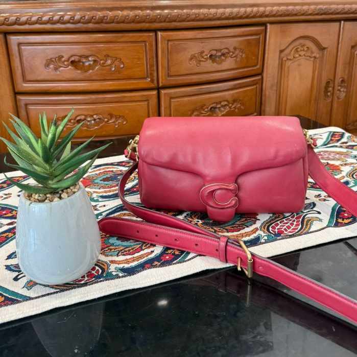 Coach Pillow Tabby Shoulder Bag 26 (Red Apple)