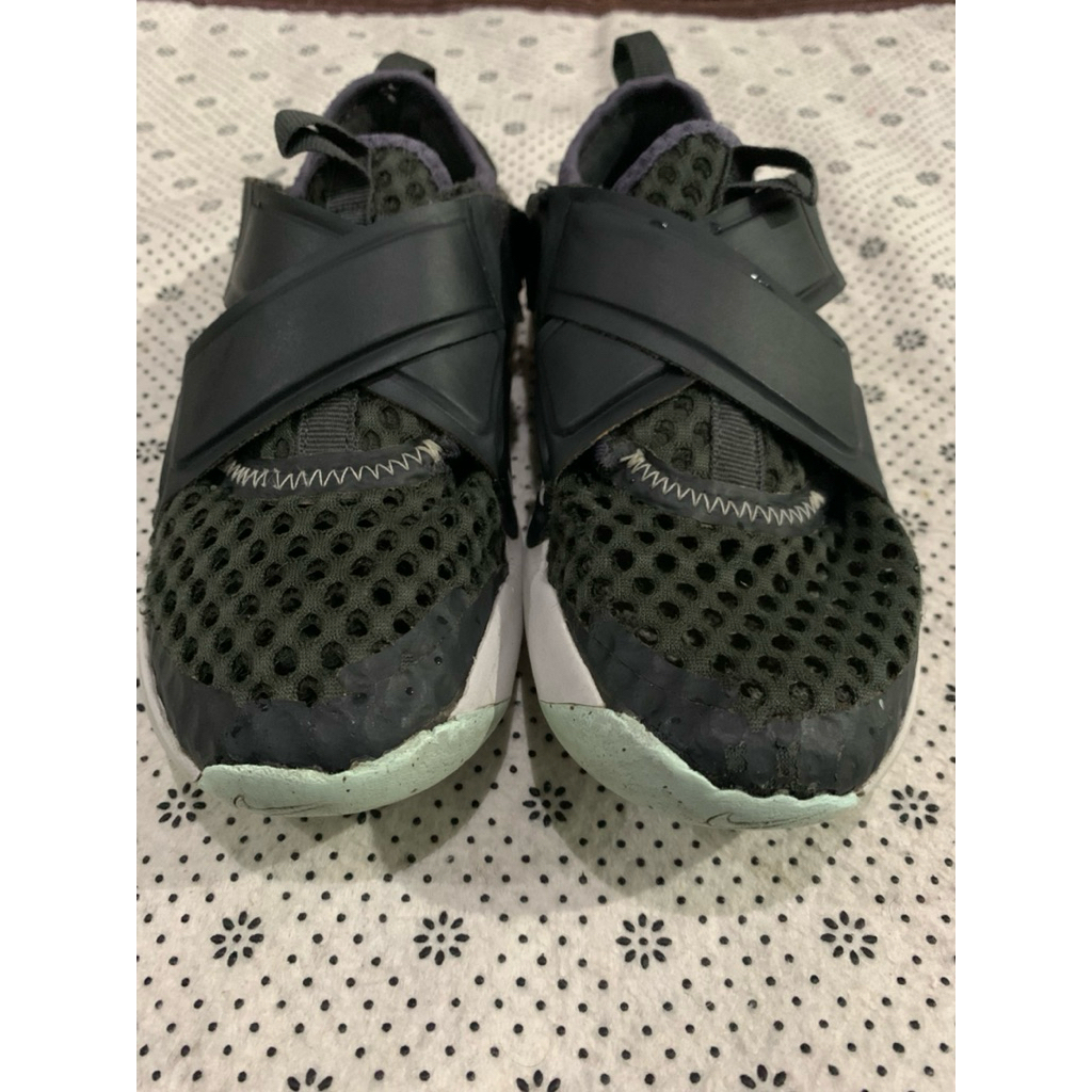nike sepatu sekolah hitam anak
