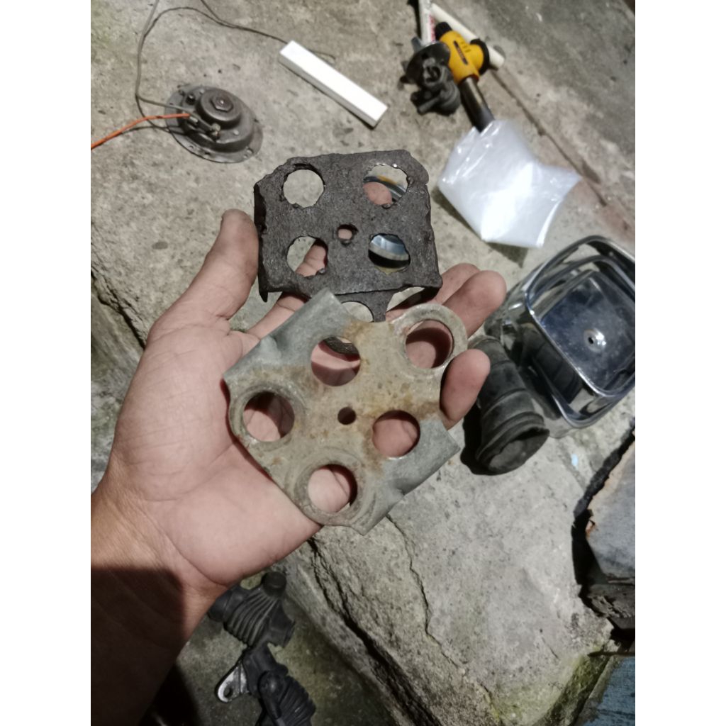 Bracket sein belakang honda win original copotan