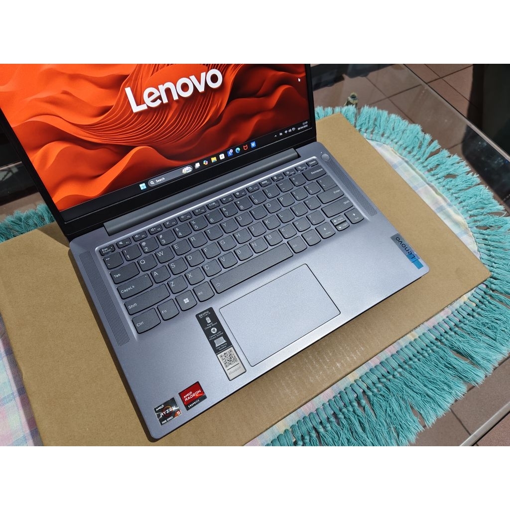 laptop lenovo ideapad 3 14abr8 ryzen 5 7430u 8/512 fhd ips garansi resmi
