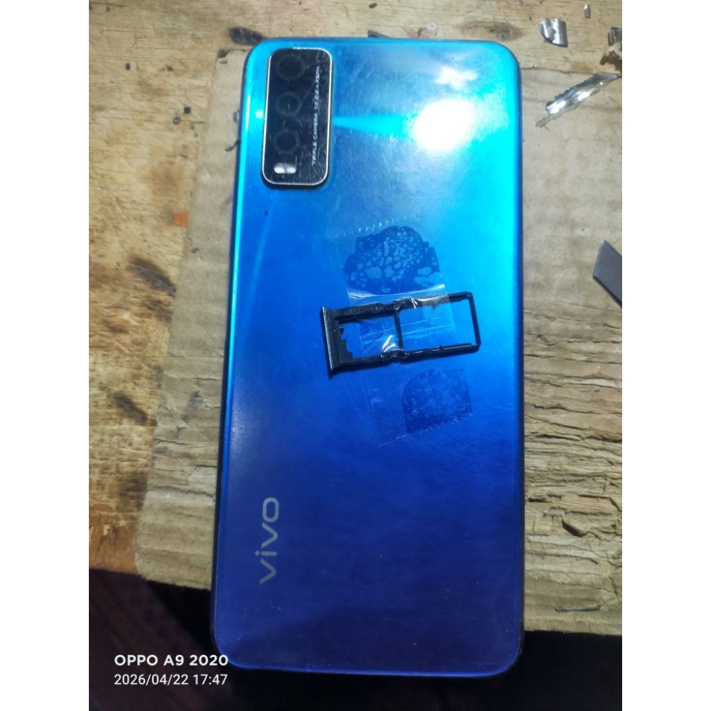 FRAME TATAKAN LCD / BEZZEL _ FINJER PRIN _ SPIKER VIVO Y20 / Y20 SG ORIGINAL COPOTAN
