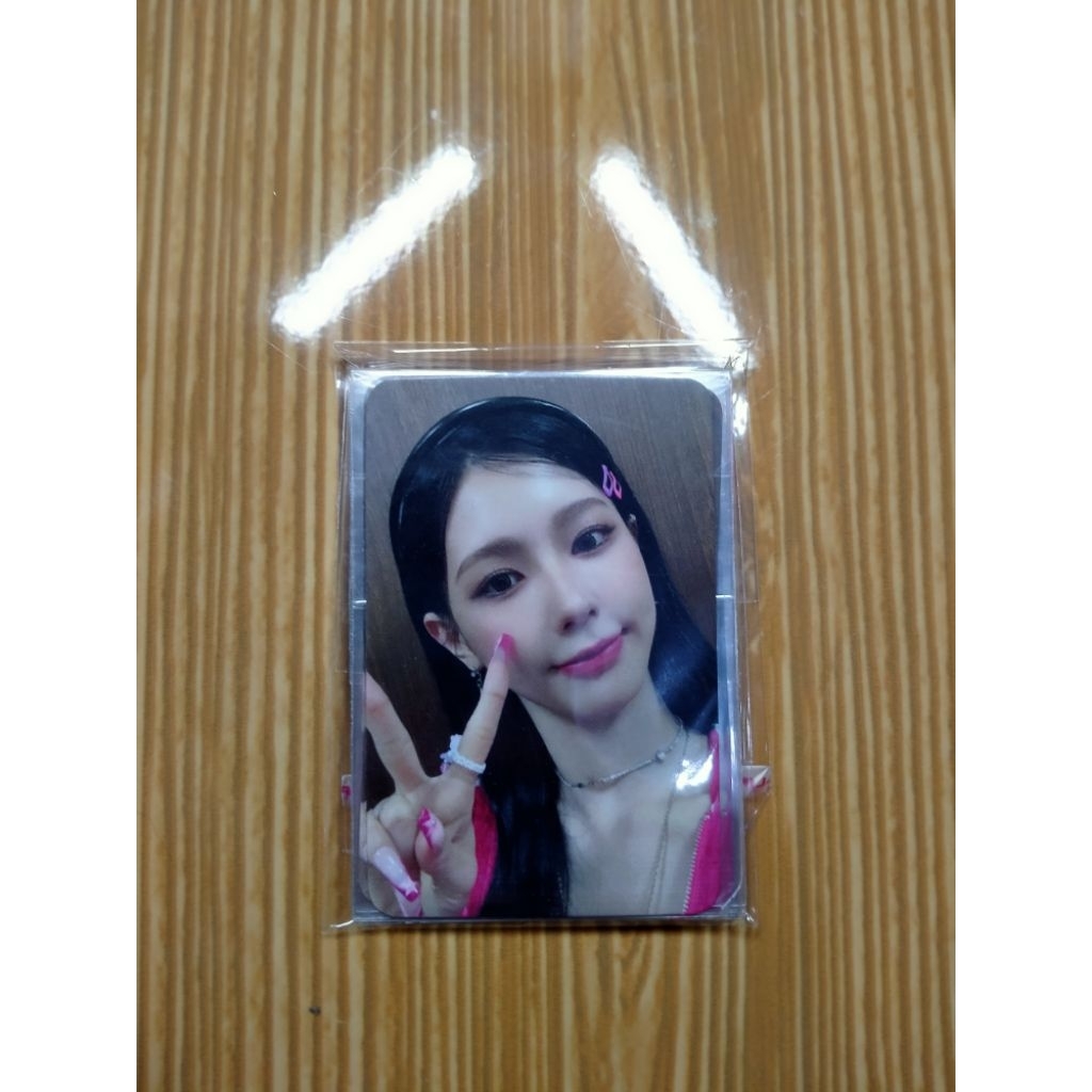 Official PC Gidle i feel Miyeon x Flathom