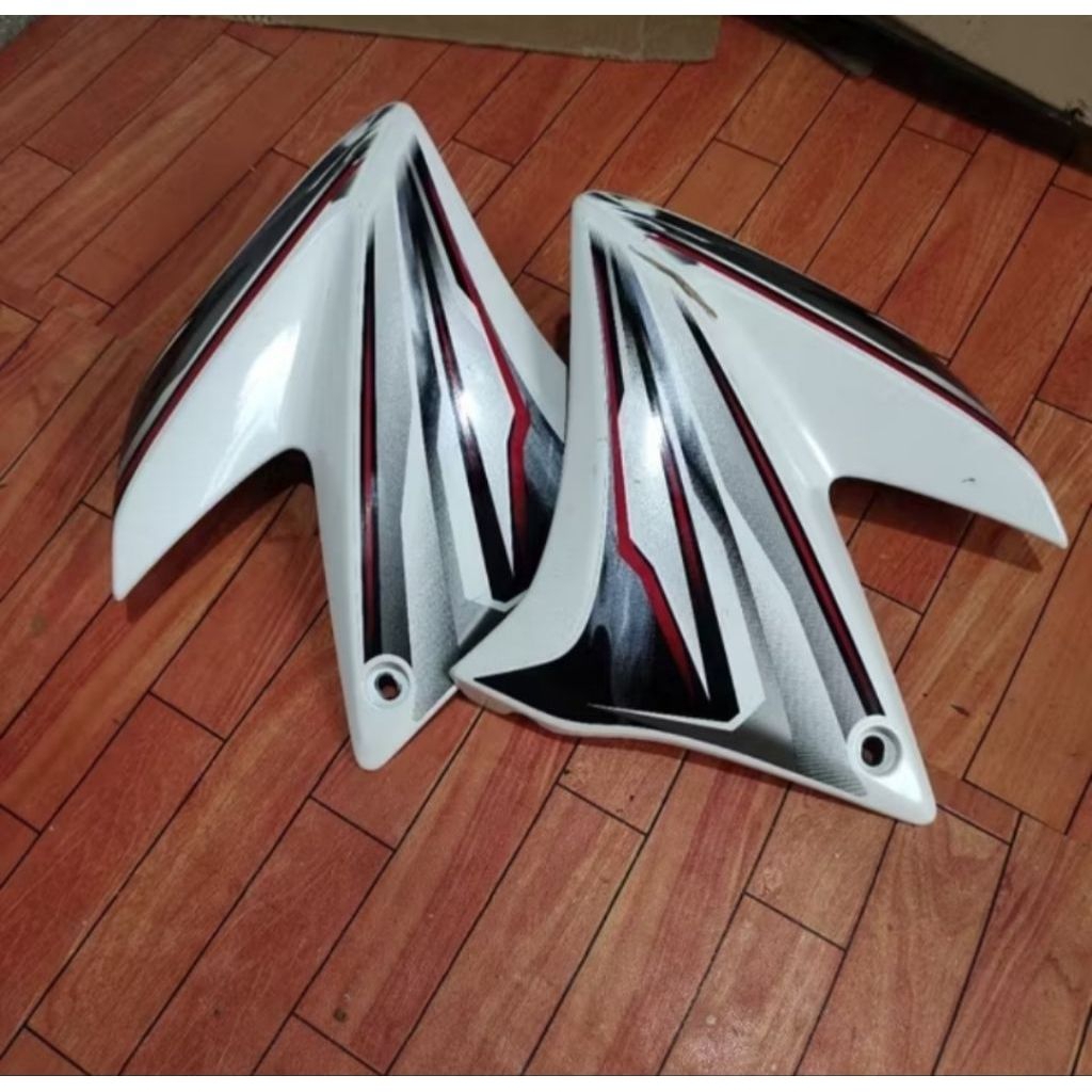 sayap Vixion old barang asli original