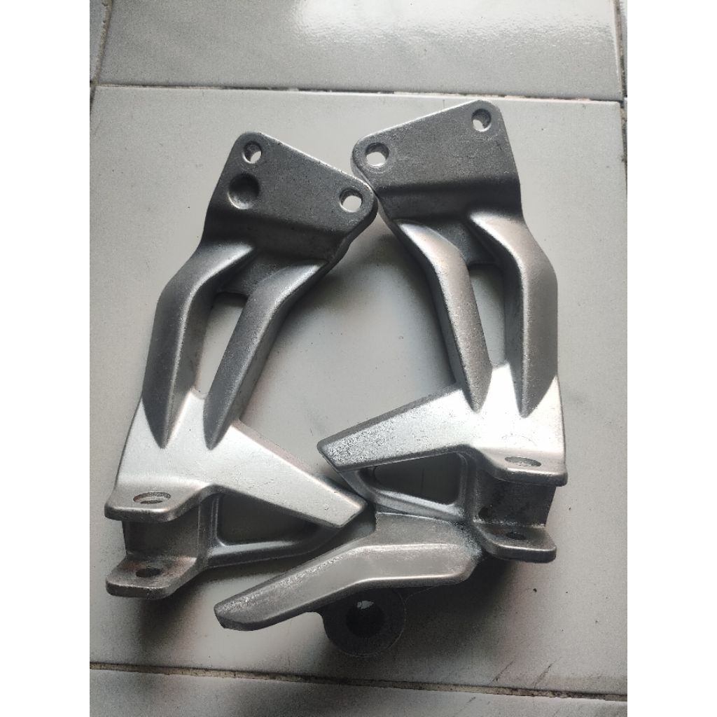 fostep postep dudukan Jupiter Z original