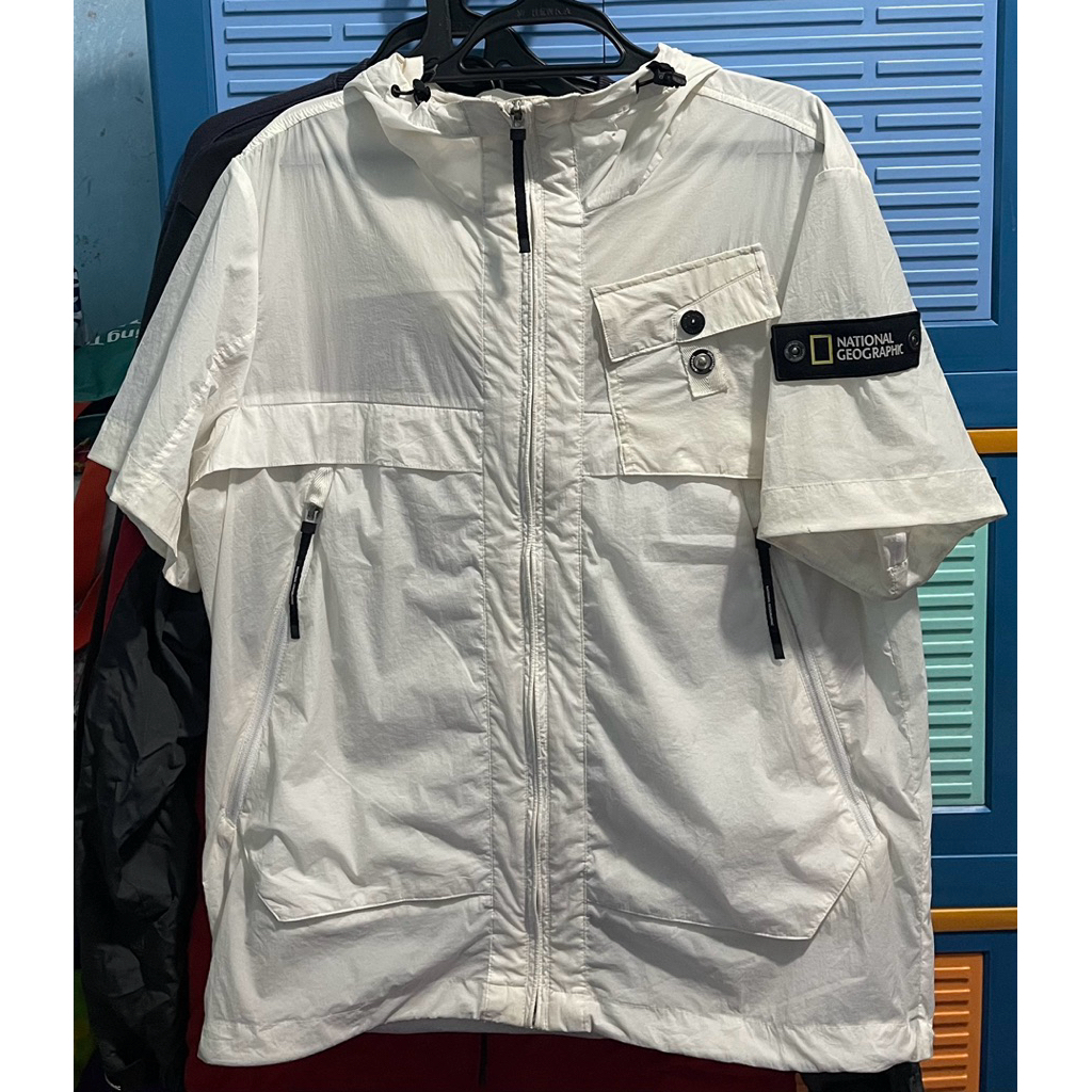 jaket national geographic outdoor bahan parasut lengan pendek