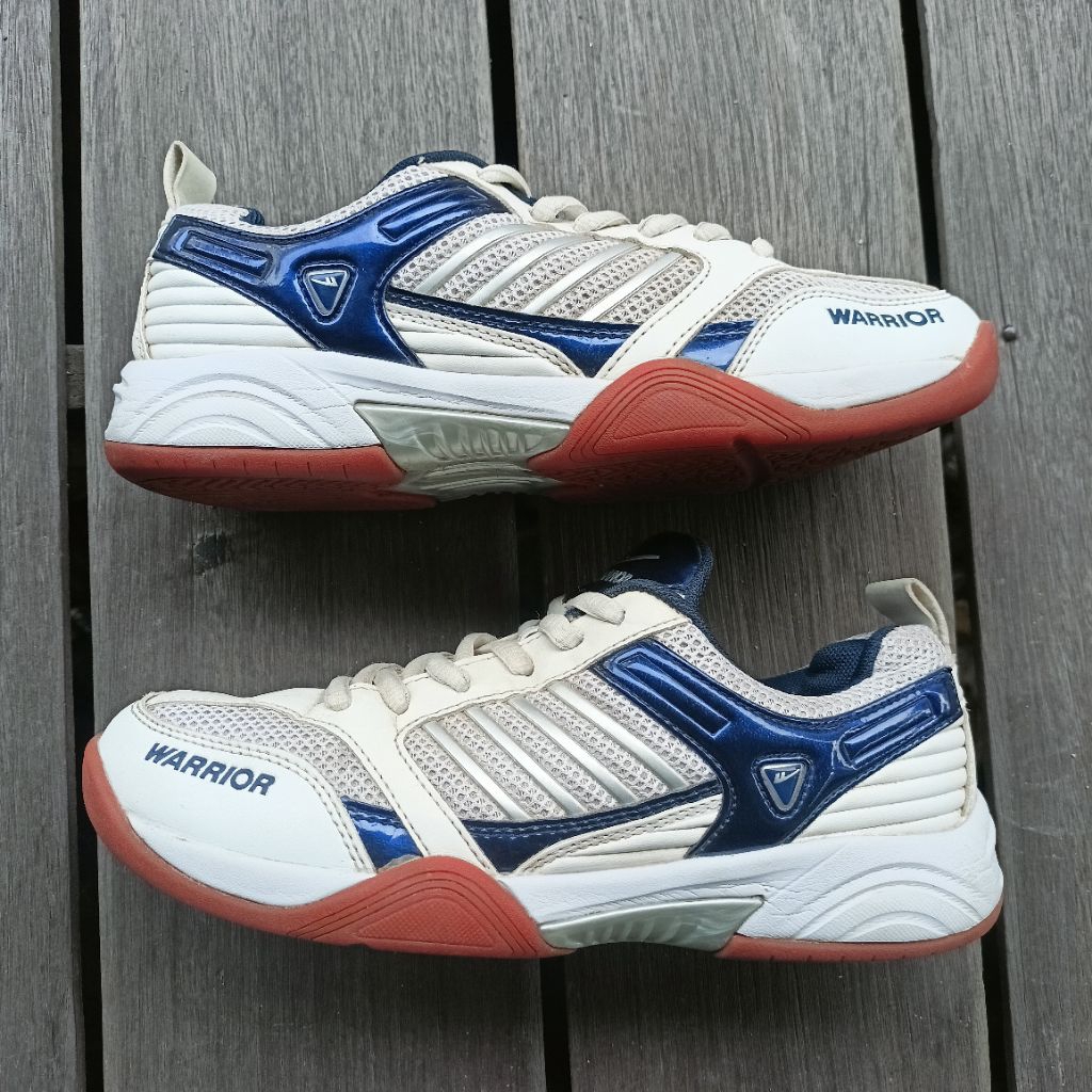 Sepatu badminton warrior (Second)