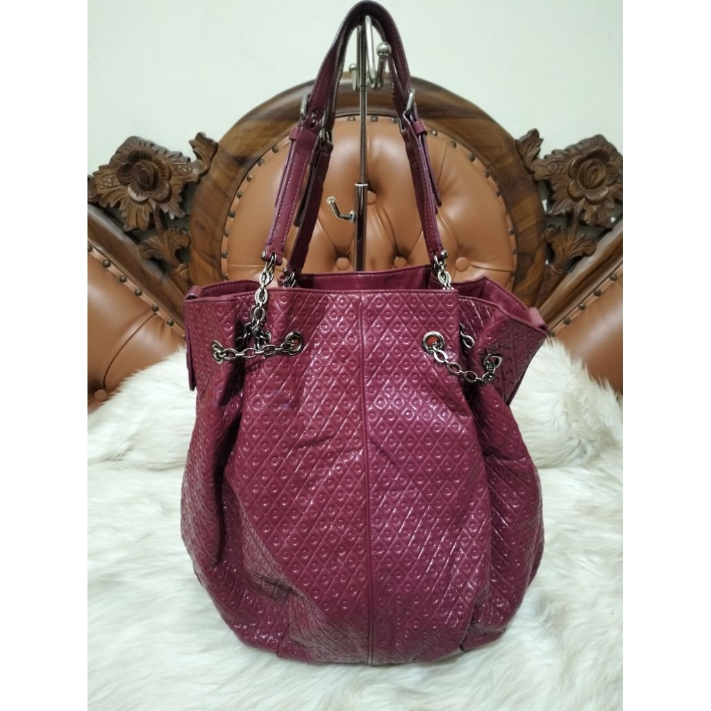 TOD'S Fuschia Patent Leather Shoulder  Bag