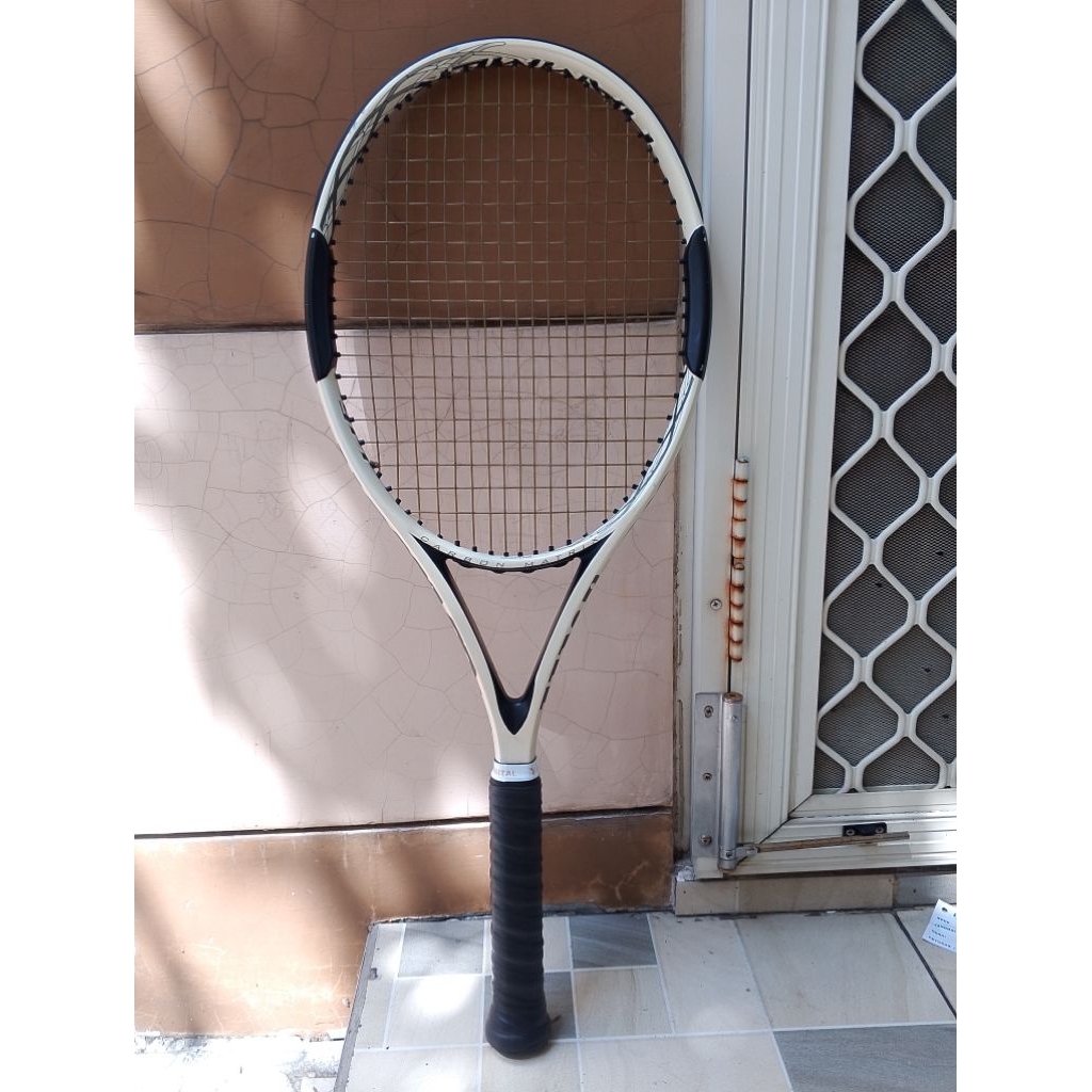 Raket Tenis Wilson Hammer 6 Carbon Matrix 100sq/268,5gram