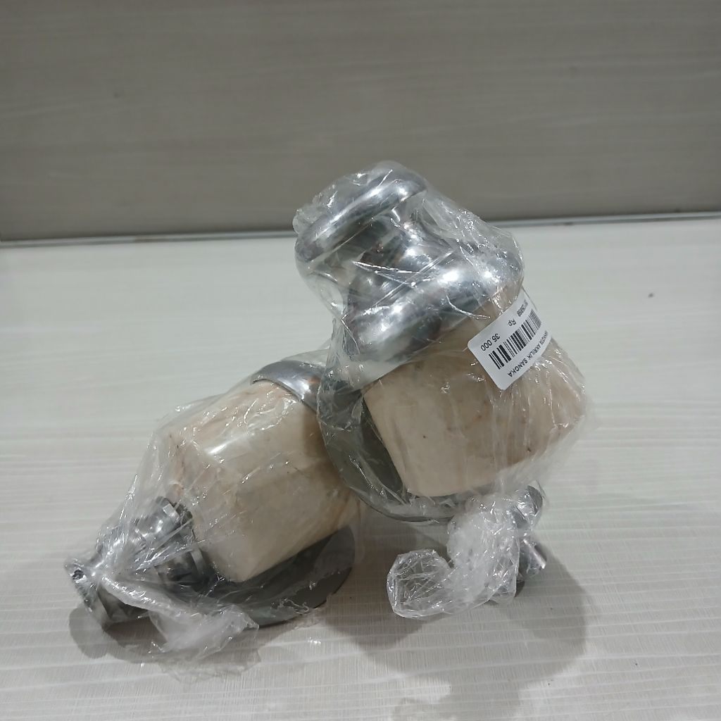0888-MAHKOTA AKRILIK SANGKAR
