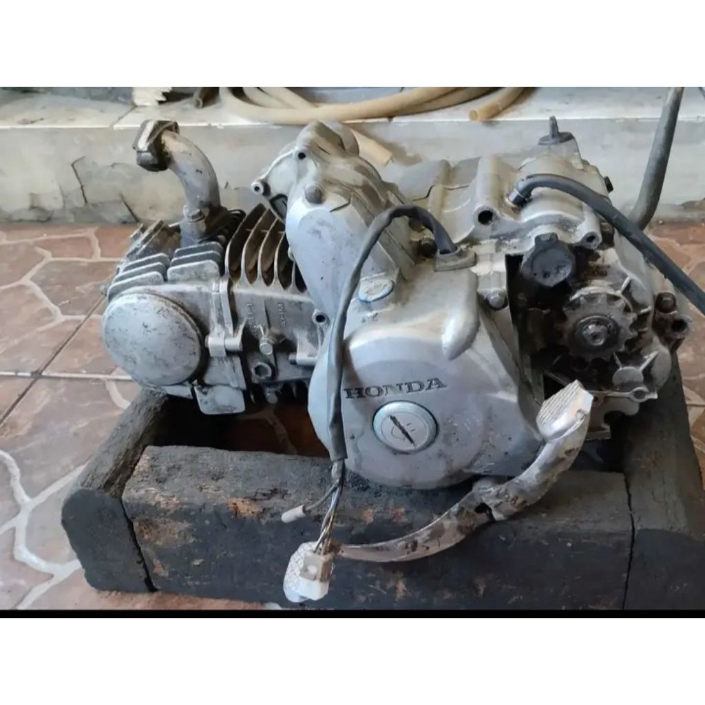 Mesin 1 bendel siap naik rangka motor Honda Revo Lama Supra fit New grand legenda Astrea Star origin