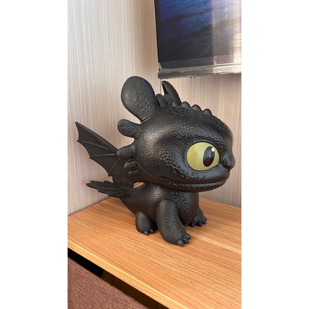 toothless popcorn bucket
