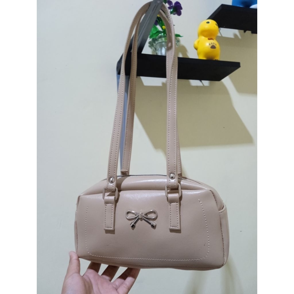 Coquette Shoulder Bag