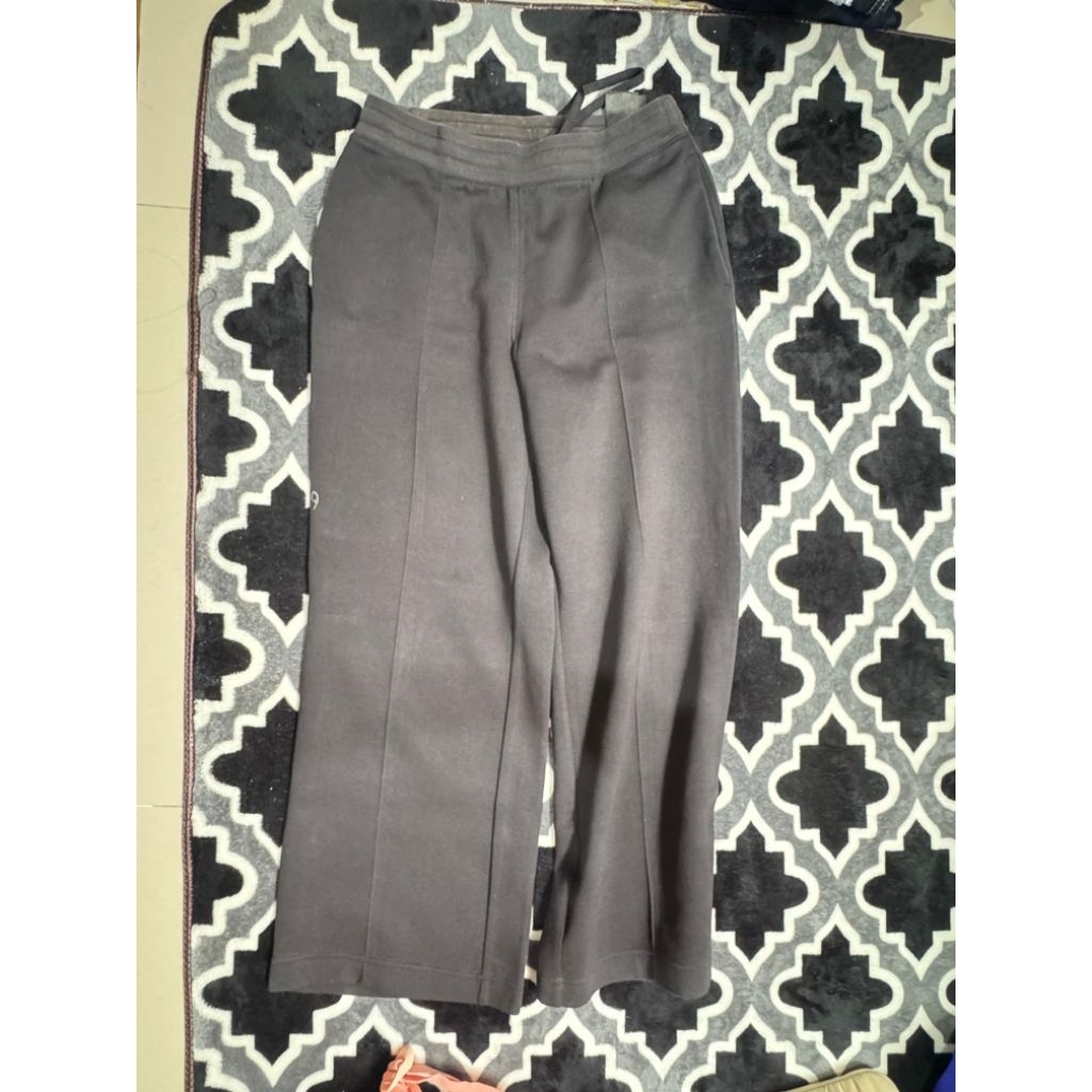 Uniqlo Relax Pants