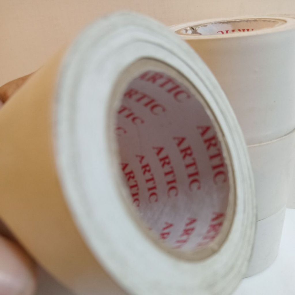 Lakban AC Duct Tape Non Lem SAEKI 45mm x 20m - Tanpa Lem, Fleksibel, Mudah Dipasang