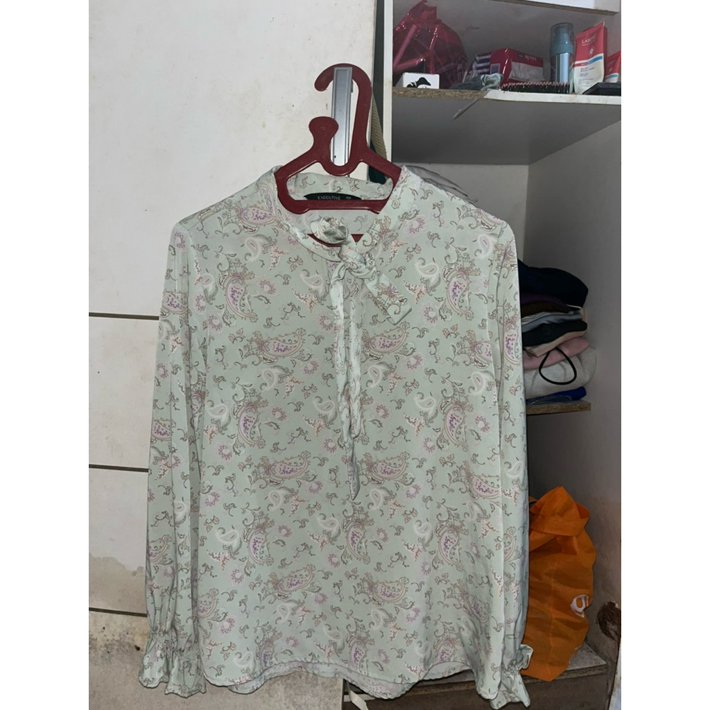 BLOUSE EXECUTIVE