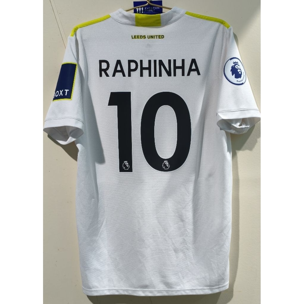 JERSEY LEEDS UTD HOME 2021-22 SIZE L RAPHINHA