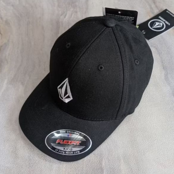 topi anak Volcom - flexfit