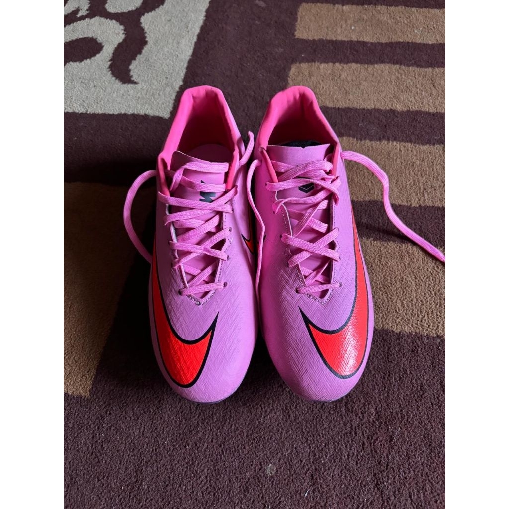 Sepatu bola nike air zoom premium