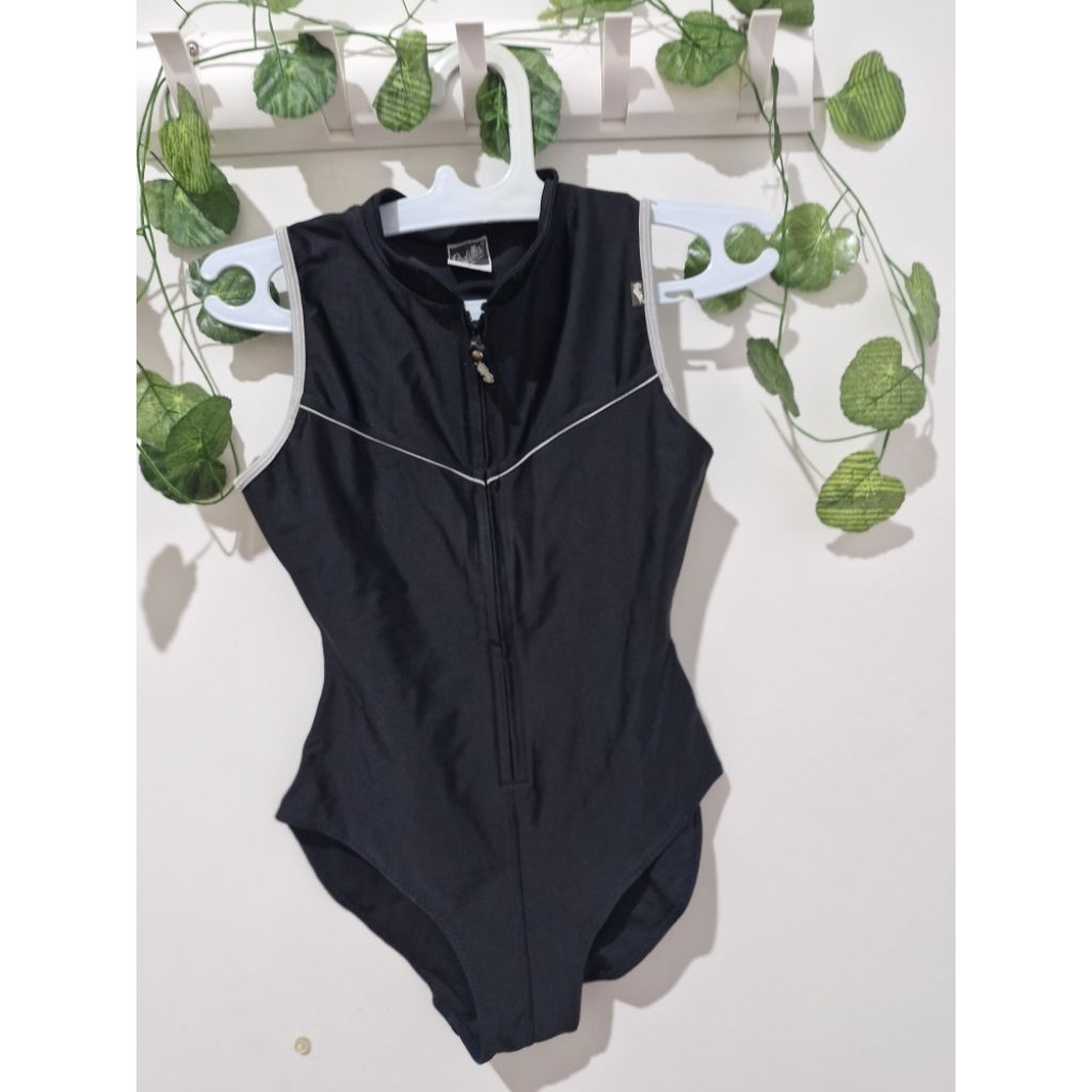 Baju renang wanita one piece Padilla