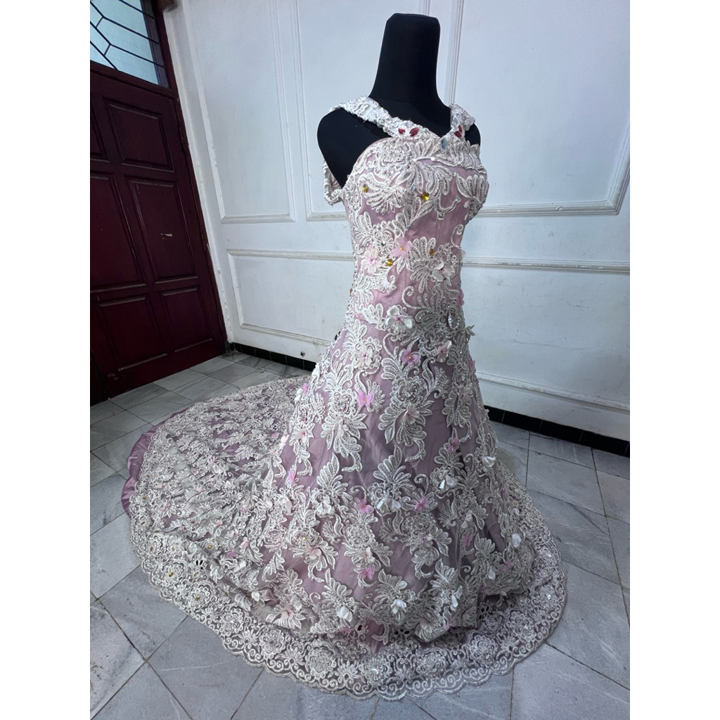 GAUN PESTA GAUN PENGANTIN PAYET VIOLET SEKEN SECOND PRELOVED