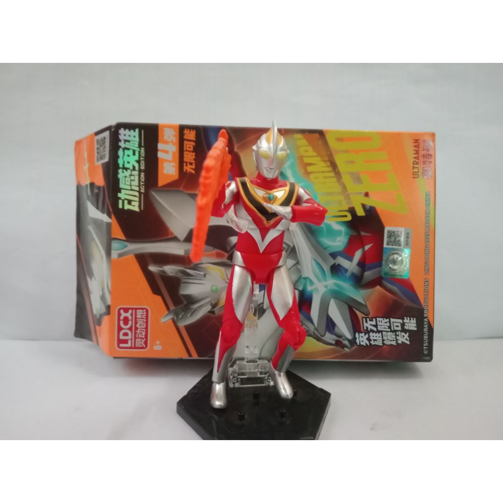 LCDX ULTRAMAN GAIA original