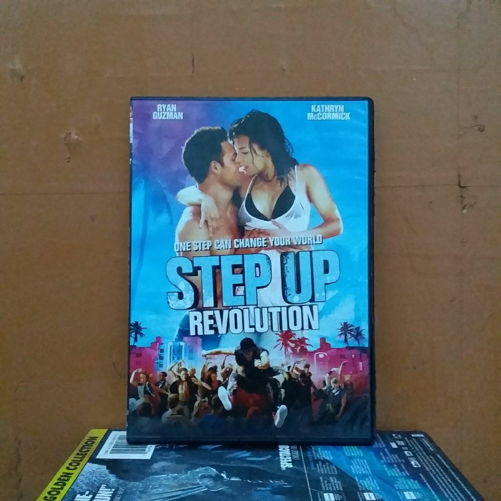 VCD ORIGINAL FILM STEP UP REVOLUTION ISI 2 DISC
