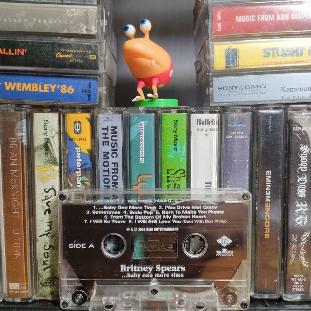 Kaset Pita Britney Spears Baby One More Time hanya kaset