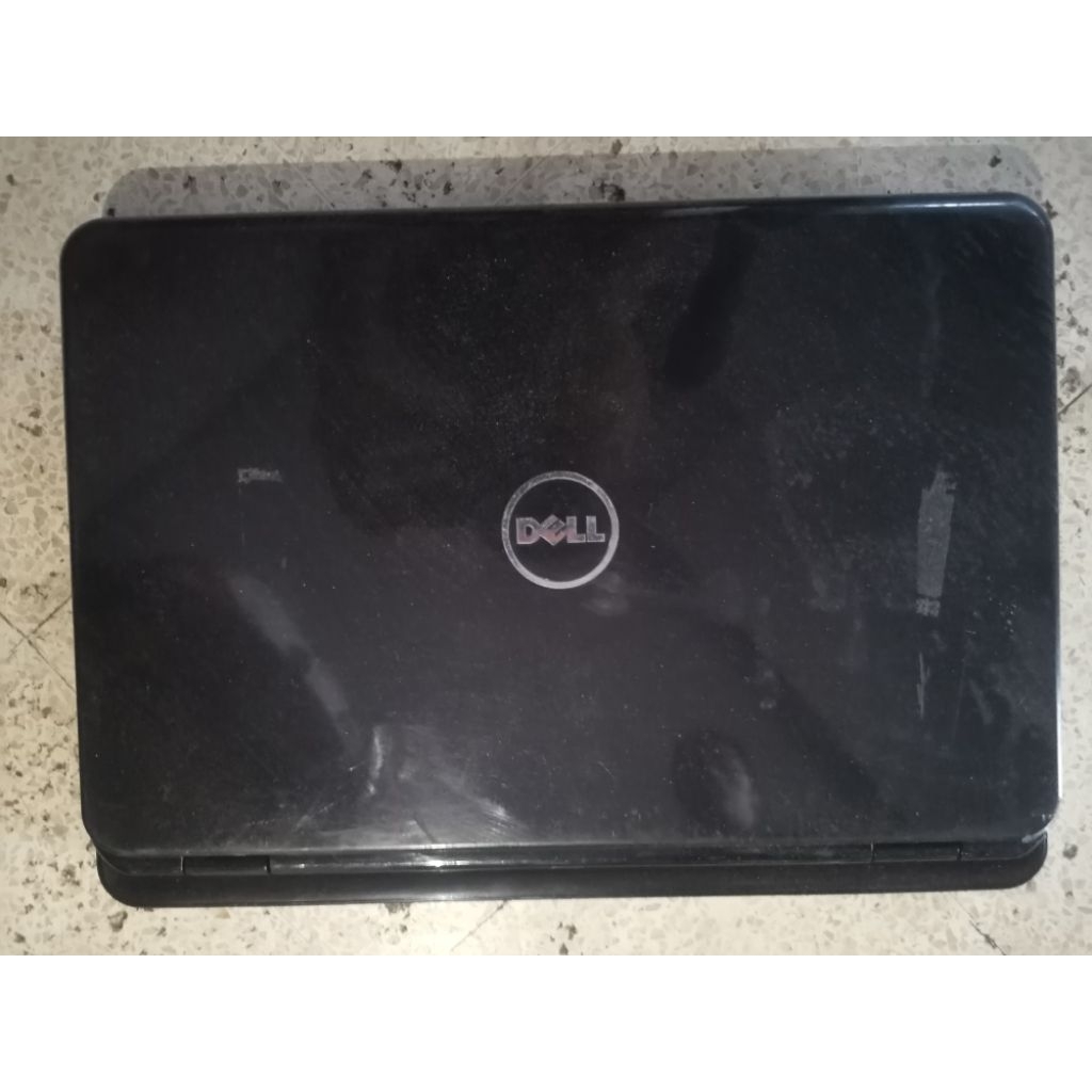 laptop mati merk DELL