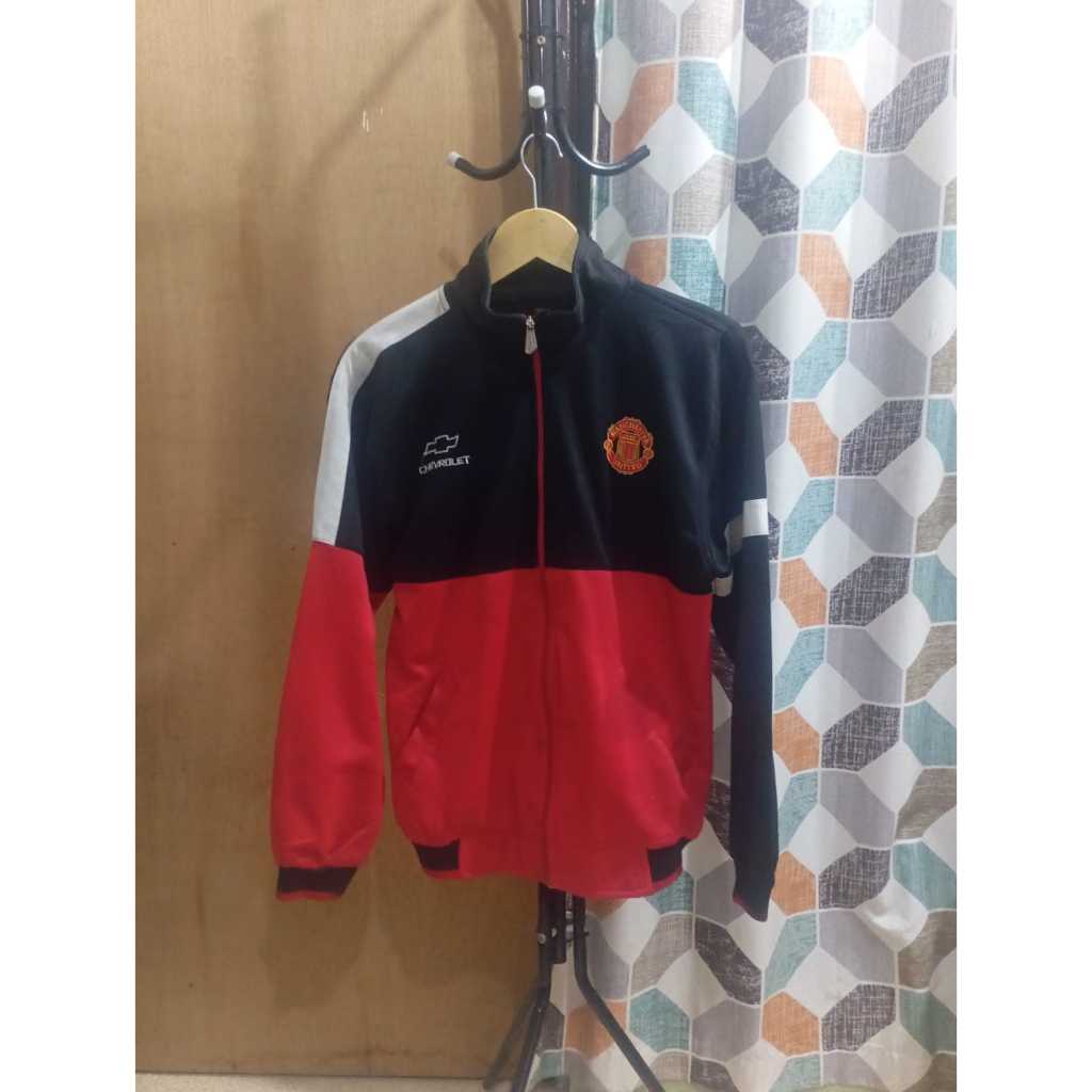 SepakBola-Tracktop Jaket Manchester United Unisex Warna Hitam Merah