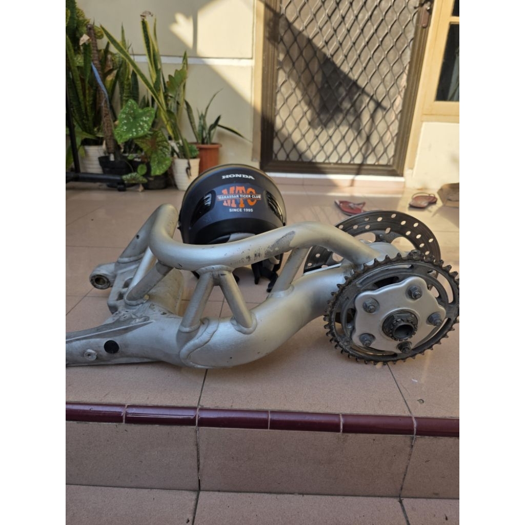 Ducati Monoarm Single Arm Belakang Copotan Motor Ducati S4R Tubular