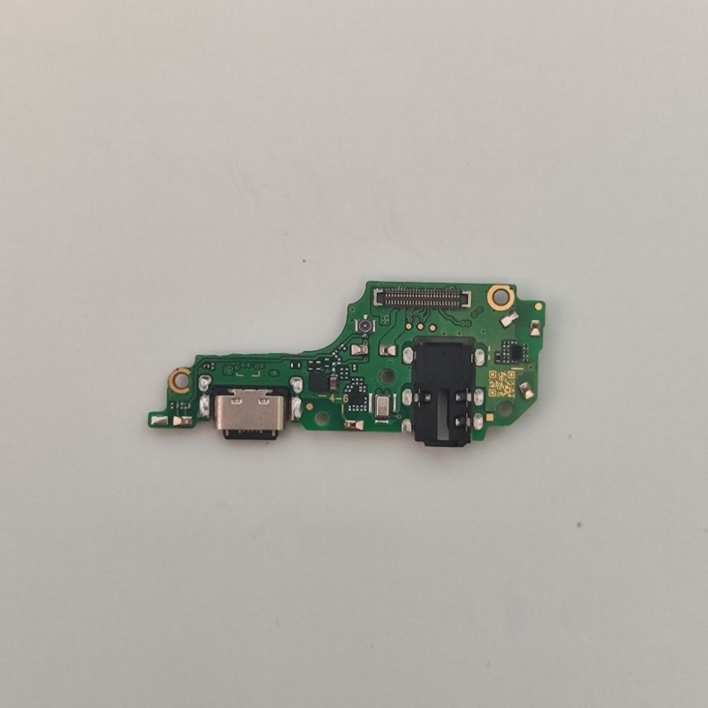Papan Cas Vivo Y22