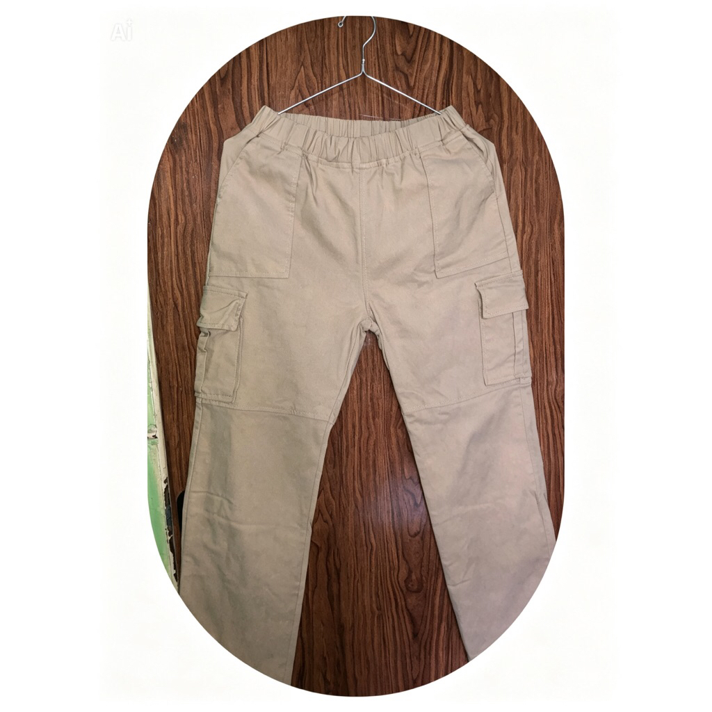 Celana Cargo Highwaist Cream Wanita Preloved