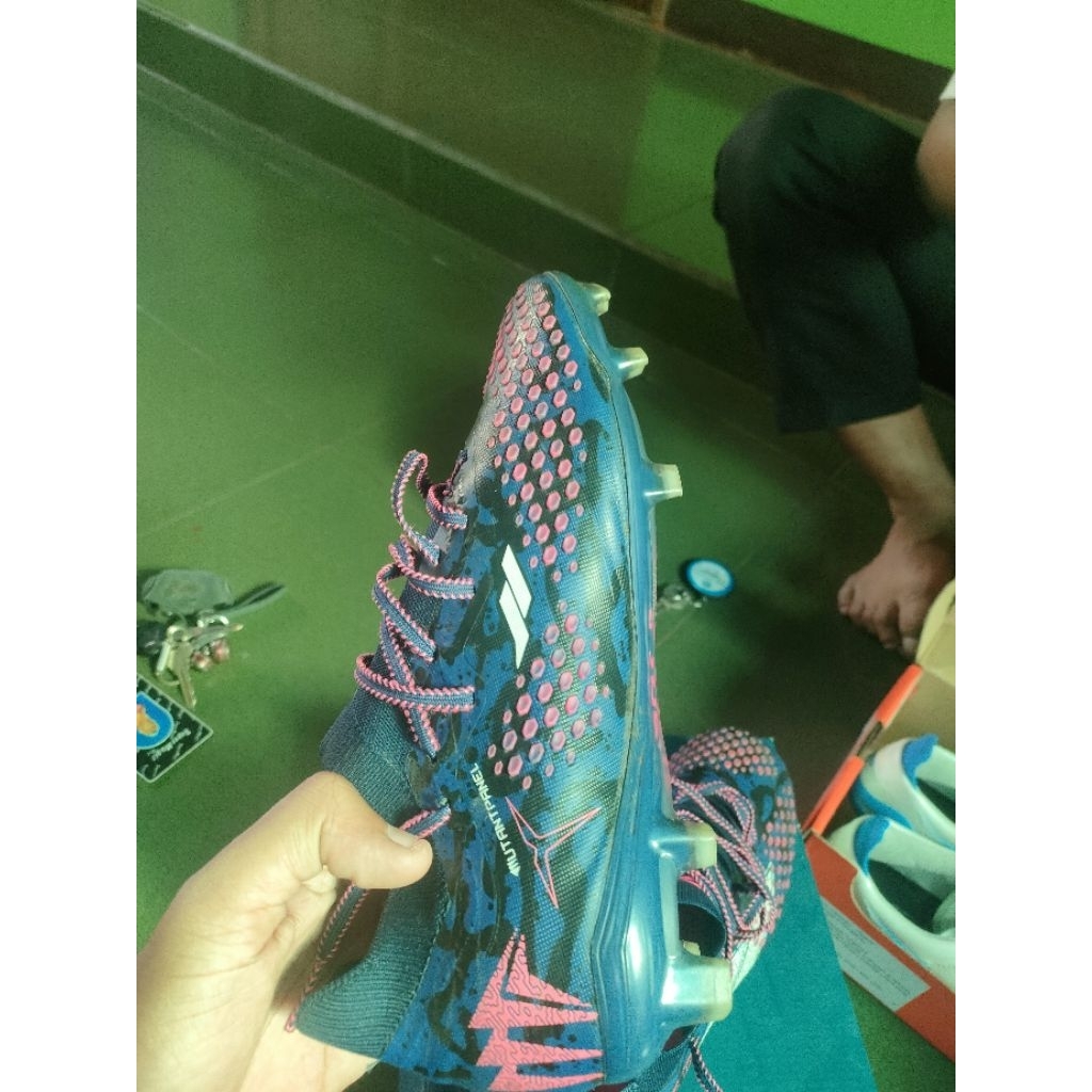 Sepatu Bola Mills Triton deisler 1.2 elite FG