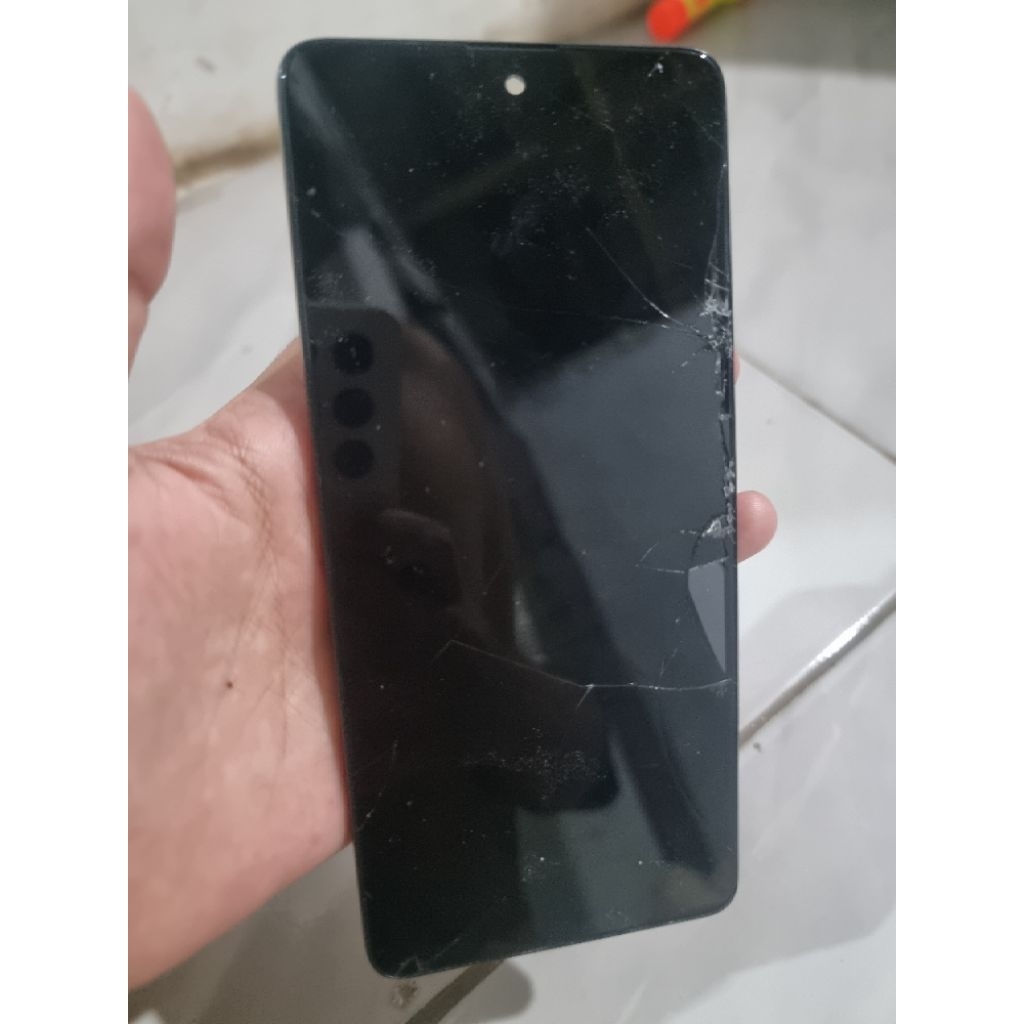 lcd dan frem samsung a51 bukan ori copotan retak parah tp masih normal