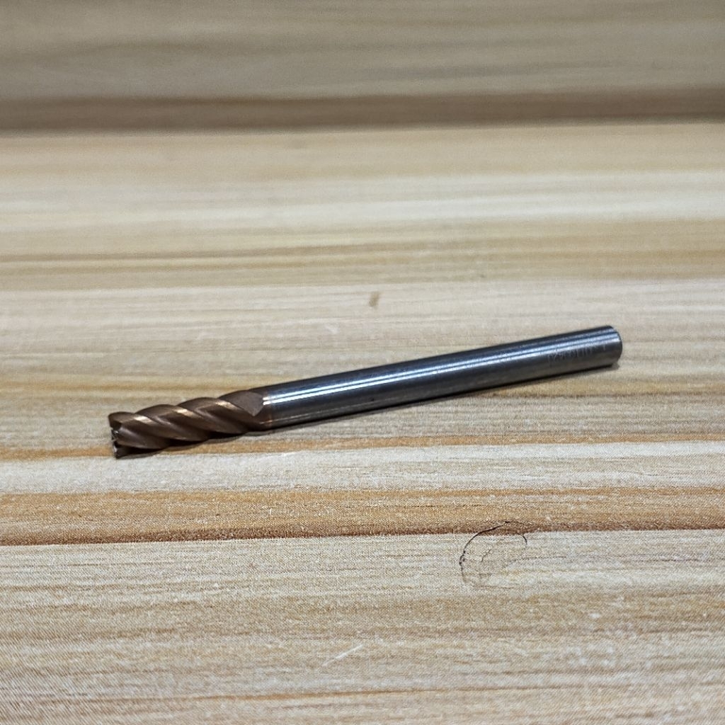 Endmill 4mm 4f HRC55 mata bor frais 4 mm 4 flute bekas cutter Milling 4 4F bekas