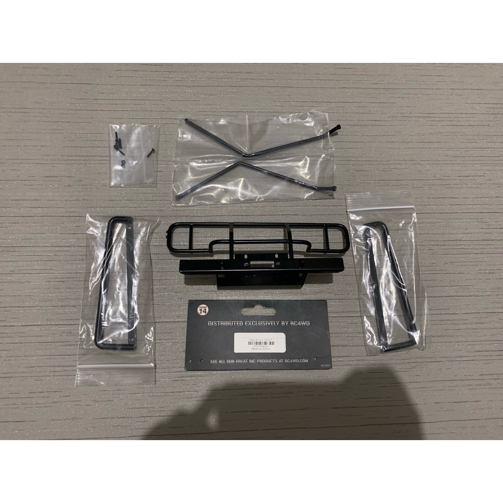 Bumper Rhinos Cruiser FJ40 CCHAND RC4WD (NEW) 1:10