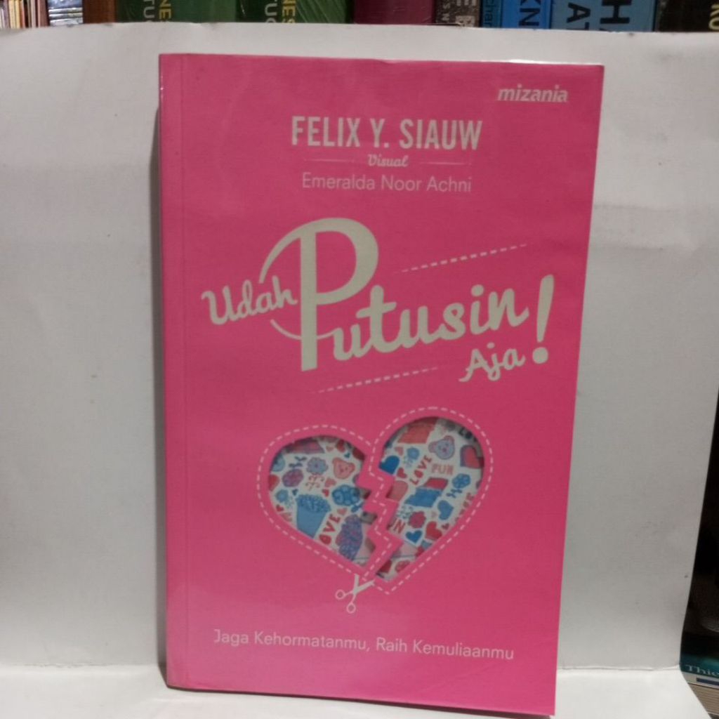 Buku UdahPutusinAja