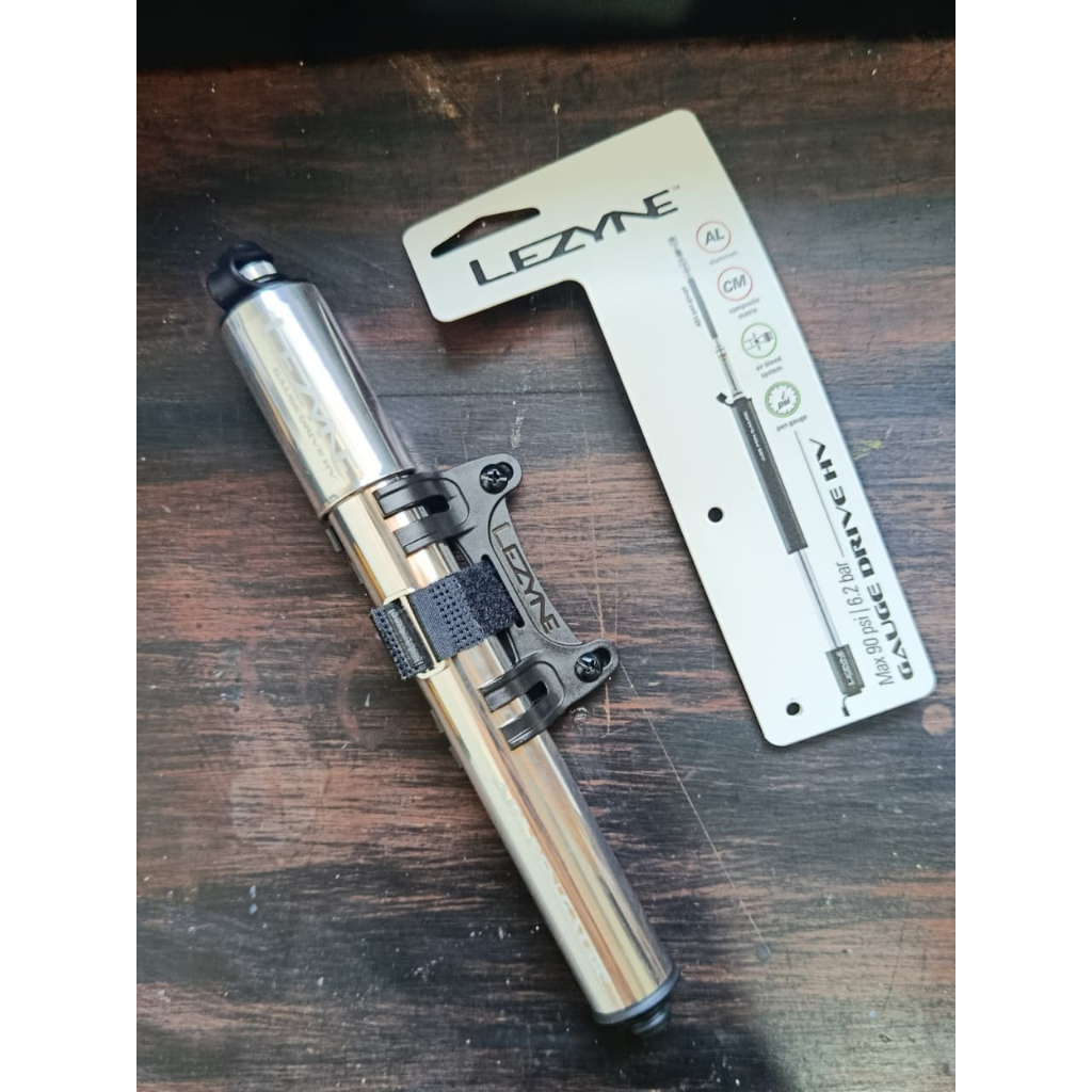 Pompa Sepeda LEZYNE punya Roland