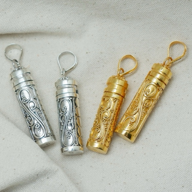Liontin Perak Tabung Parfum Abu Motif Bun Jawan Perak 925 dan Lapis emas