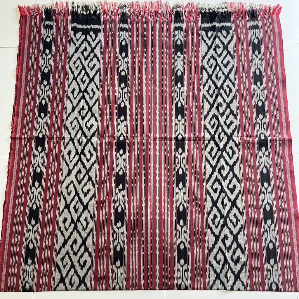 Kain Tenun Toraja Merah Bata Tenun Ikat Toraja Merah Bata