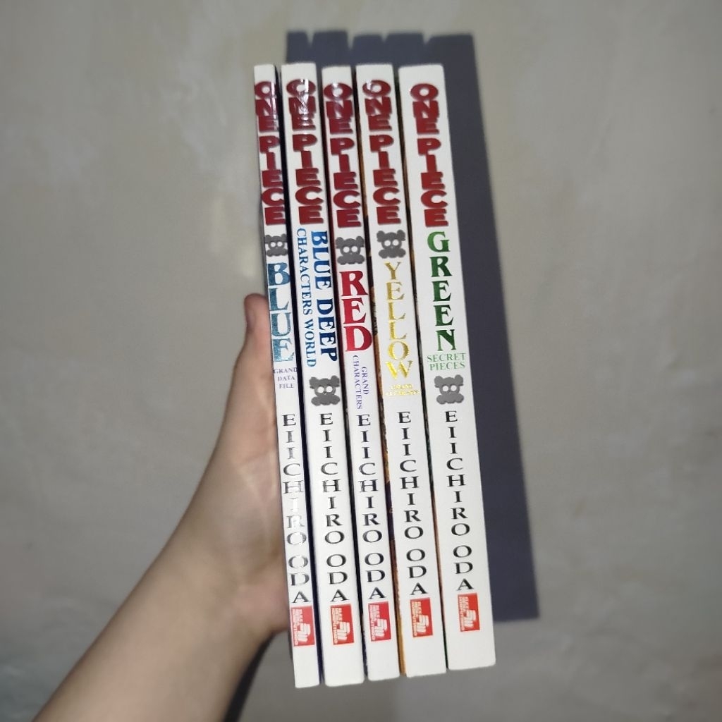 Komik One Piece set databook Blue, Blue Deep, Green, Yellow, Red set kolpri