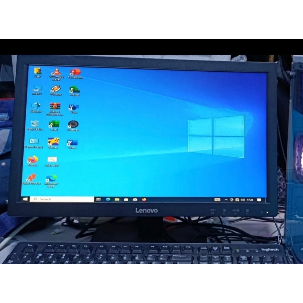 monitor 19" bekas normal