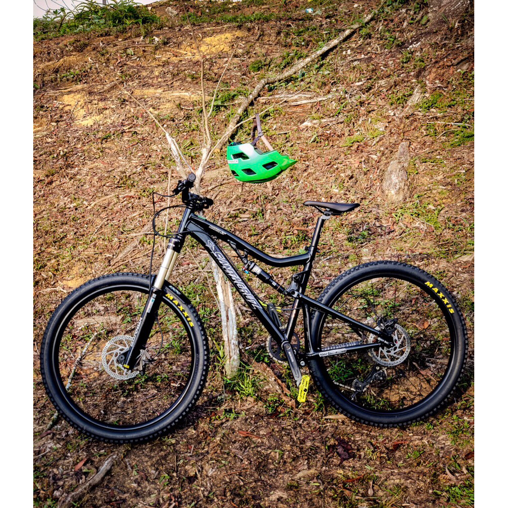 Sepeda mtb santa cruz blur lt size 26
