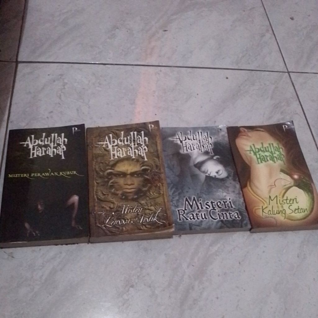 Buku Abdullah Harahap