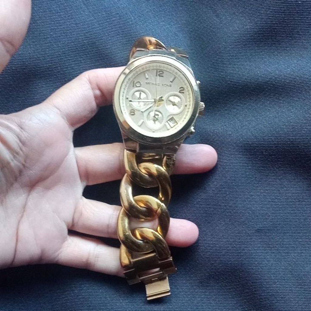 preloved jam tangan MK 3131