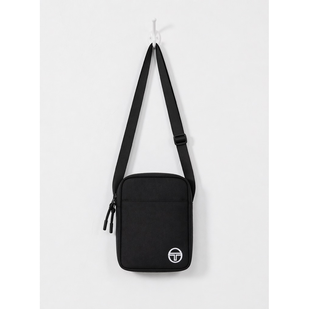 Sergio Tacchini Faouzi Shoulder Bag In Black