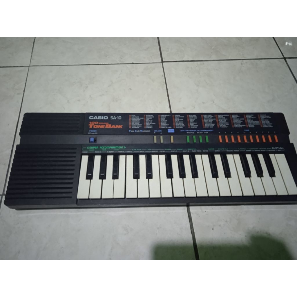 keyboard Casio sa 10 bekas normal