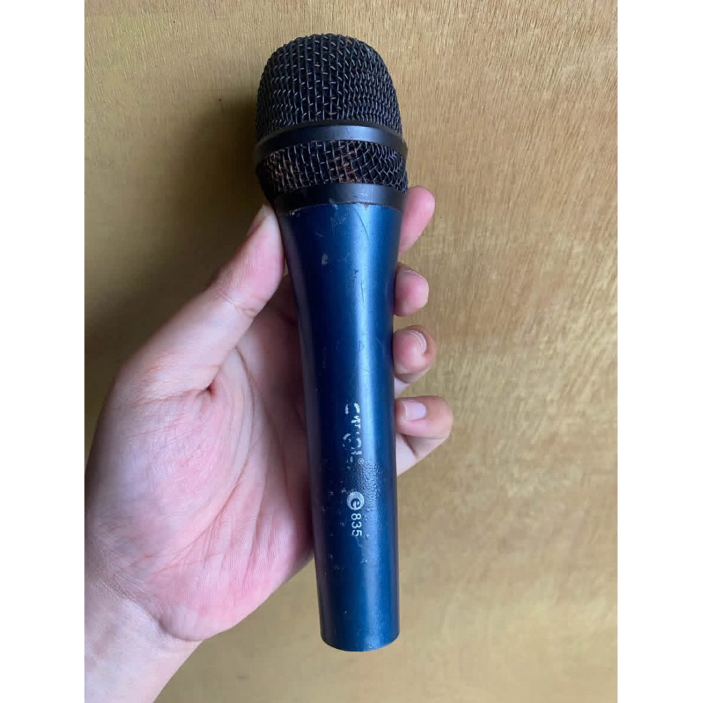Mic Carol